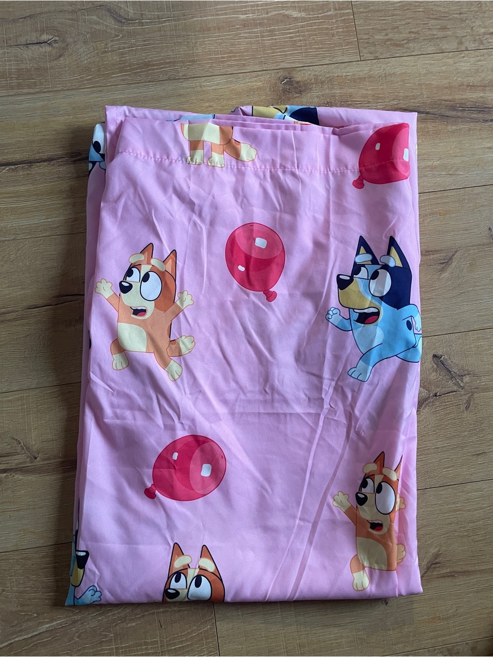 Bluey twin flat sheet (new)